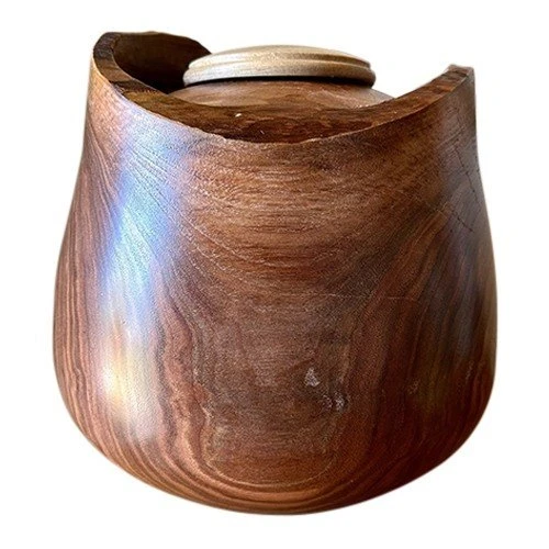 Tranquil Wood Urn 1 Tranquil Wood Urn